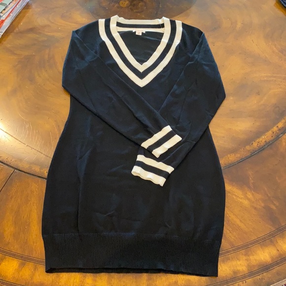 Xhilaration Dresses & Skirts - NWOT 4/$13 black knit dress with white striped L